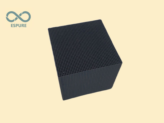 Goede prijs. 900 mg/g op kolen gebaseerde geactiveerde koolstof honingraat Voor het verwijderen van VOC's 100*100*100mm online
